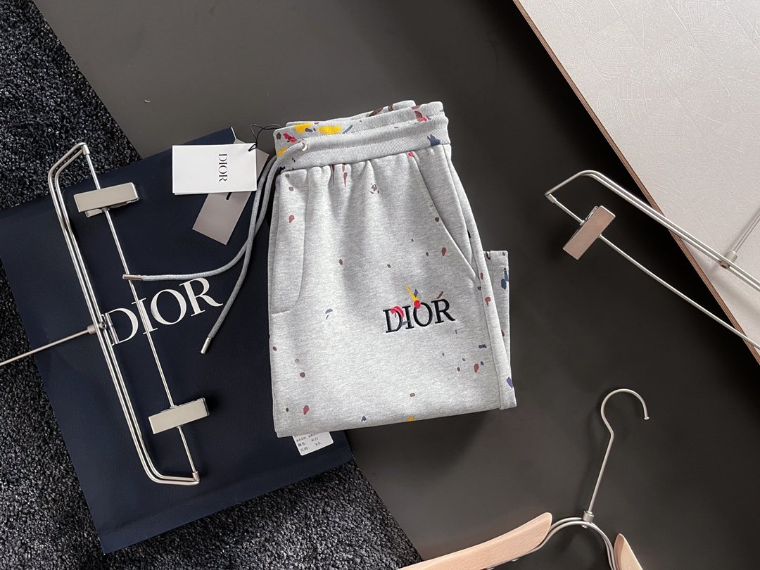 夏物新入荷Dior クリスチャンディオール 半ズボン 実物の写真 N品スーパーコピー服代引き対応国内発送後払い安全必ず届く信用できるサイト