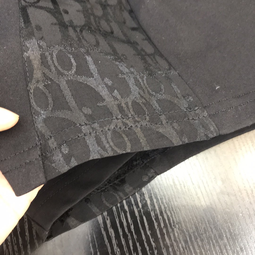 夏物新入荷Dior クリスチャンディオール 半ズボン 実物の写真 N品スーパーコピー服代引き対応国内発送後払い安全必ず届く信用できるサイト