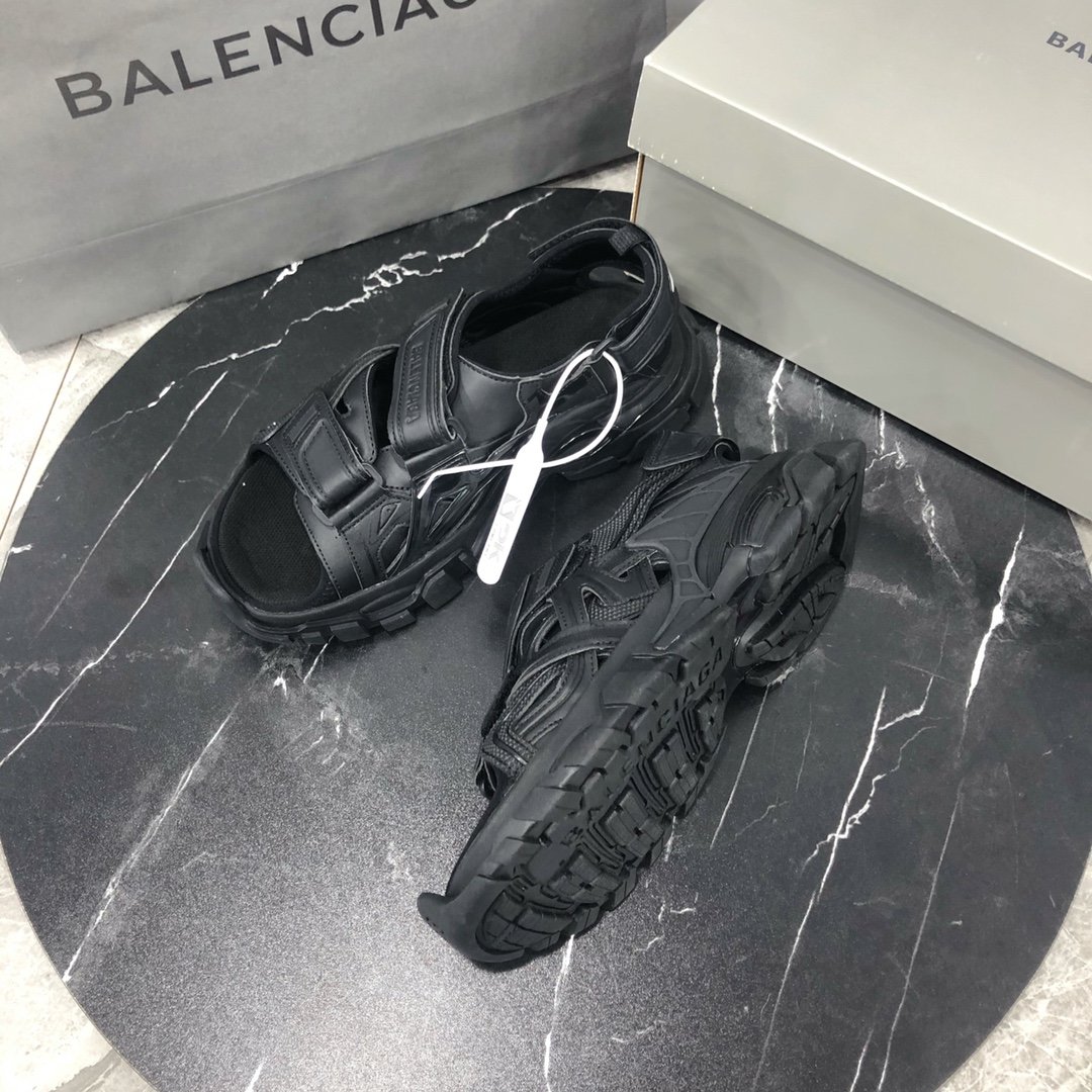 ファッション通販Balenciaga バレンシアガ シューズ 実物の写真 N品スーパーコピー靴代引き可能国内発送後払い安全必ず届く信用できるサイト