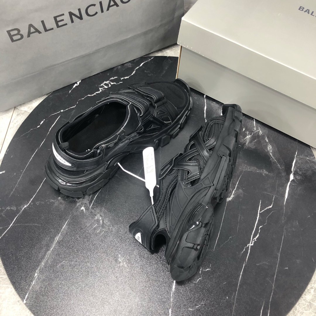 ファッション通販Balenciaga バレンシアガ シューズ 実物の写真 N品スーパーコピー靴代引き可能国内発送後払い安全必ず届く信用できるサイト