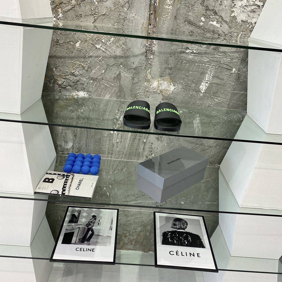 ファッション通販Balenciaga バレンシアガ サンダル 実物の写真 N品スーパーコピー靴代引き可能国内発送後払い安全必ず届く信用できるサイト