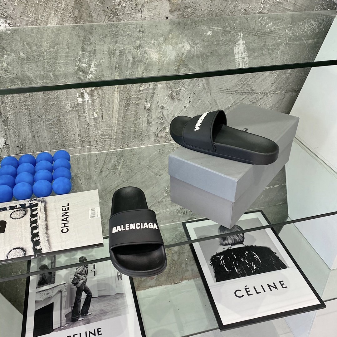 ファッション通販Balenciaga バレンシアガ サンダル 実物の写真 N品スーパーコピー靴代引き可能国内発送後払い安全必ず届く信用できるサイト