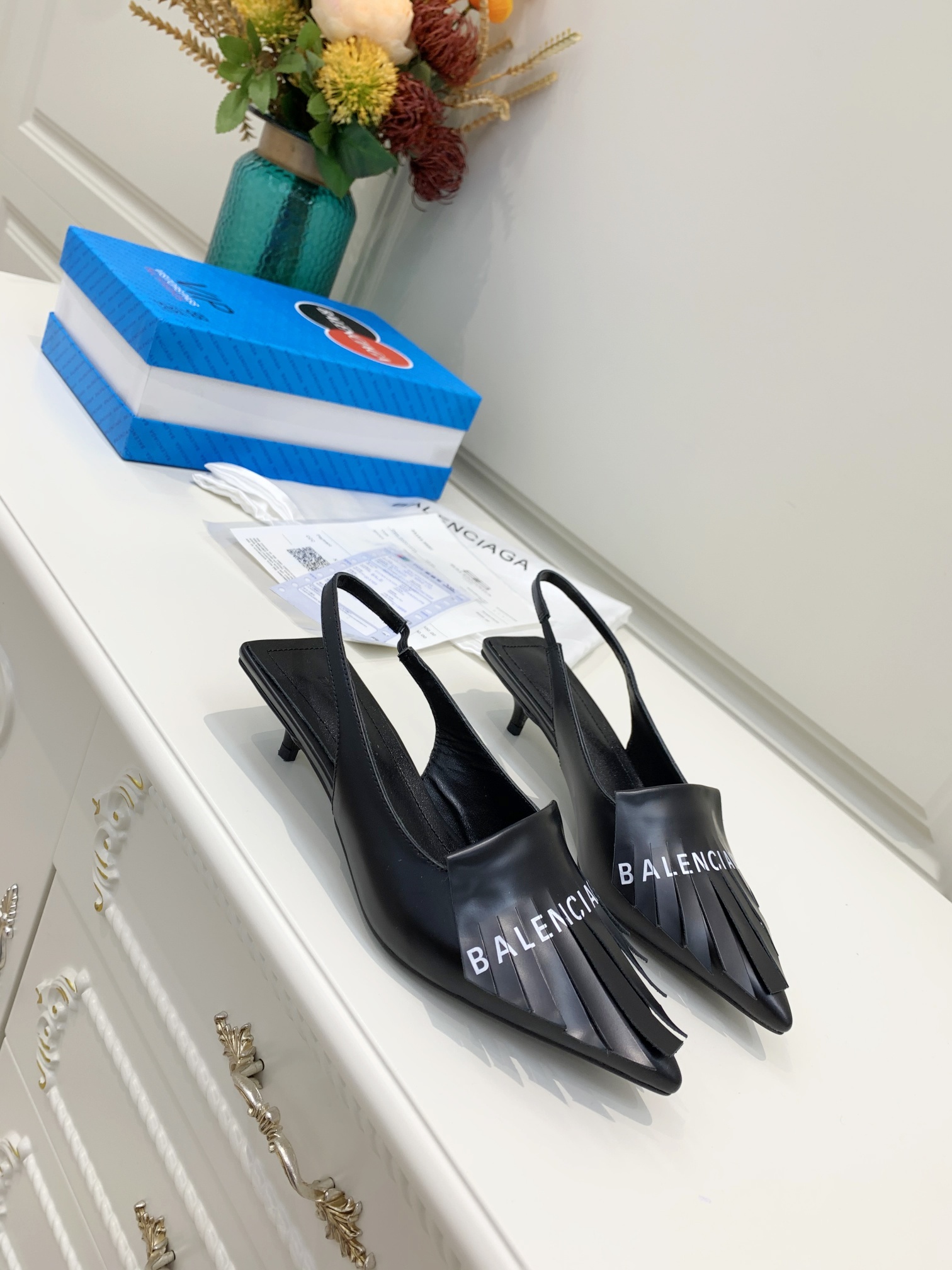 ファッション通販Balenciaga バレンシアガ サンダル 実物の写真 N品スーパーコピー靴代引き可能国内発送後払い安全必ず届く信用できるサイト