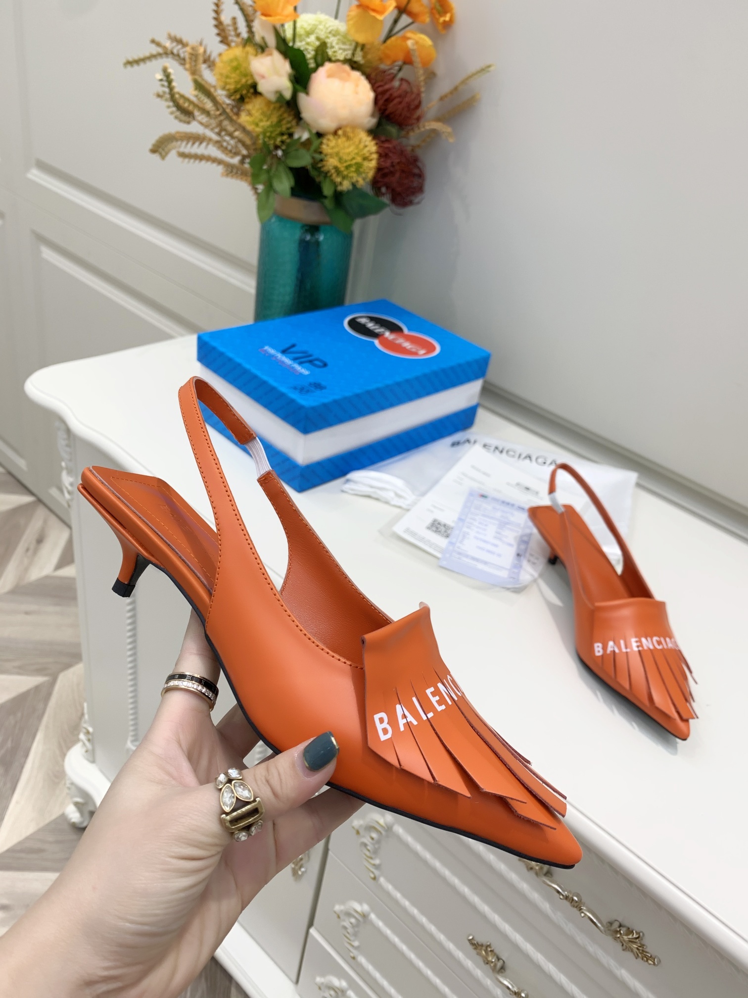 ファッション通販Balenciaga バレンシアガ サンダル 実物の写真 N品スーパーコピー靴代引き可能国内発送後払い安全必ず届く信用できるサイト