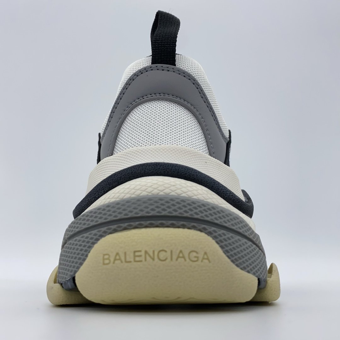 ファッション通販Balenciaga バレンシアガ シューズ 実物の写真 N品スーパーコピー靴代引き可能国内発送後払い安全必ず届く信用できるサイト