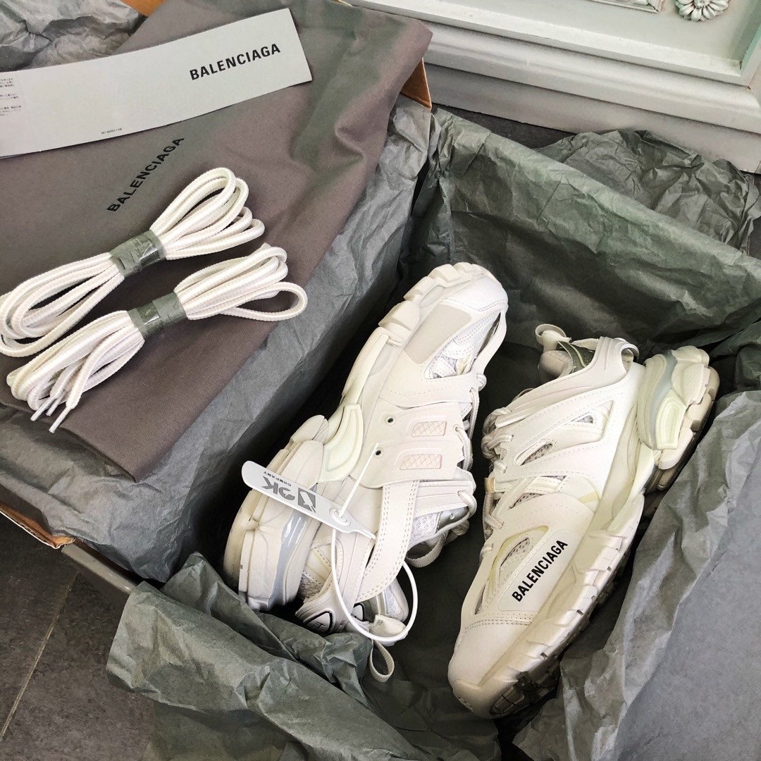 ファッション通販Balenciaga バレンシアガ シューズ 実物の写真 N品スーパーコピー靴代引き可能国内発送後払い安全必ず届く信用できるサイト