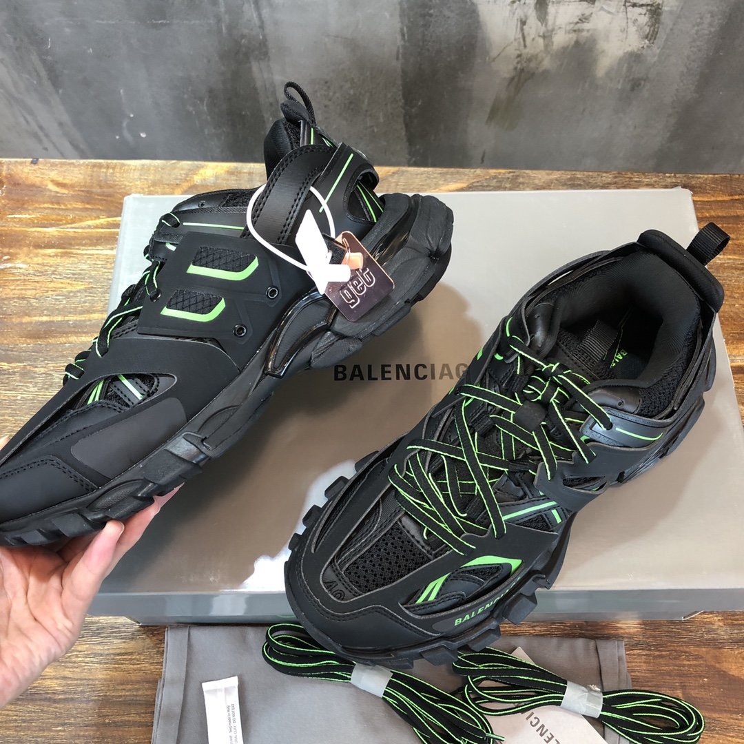 ファッション通販Balenciaga バレンシアガ シューズ 実物の写真 N品スーパーコピー靴代引き可能国内発送後払い安全必ず届く信用できるサイト