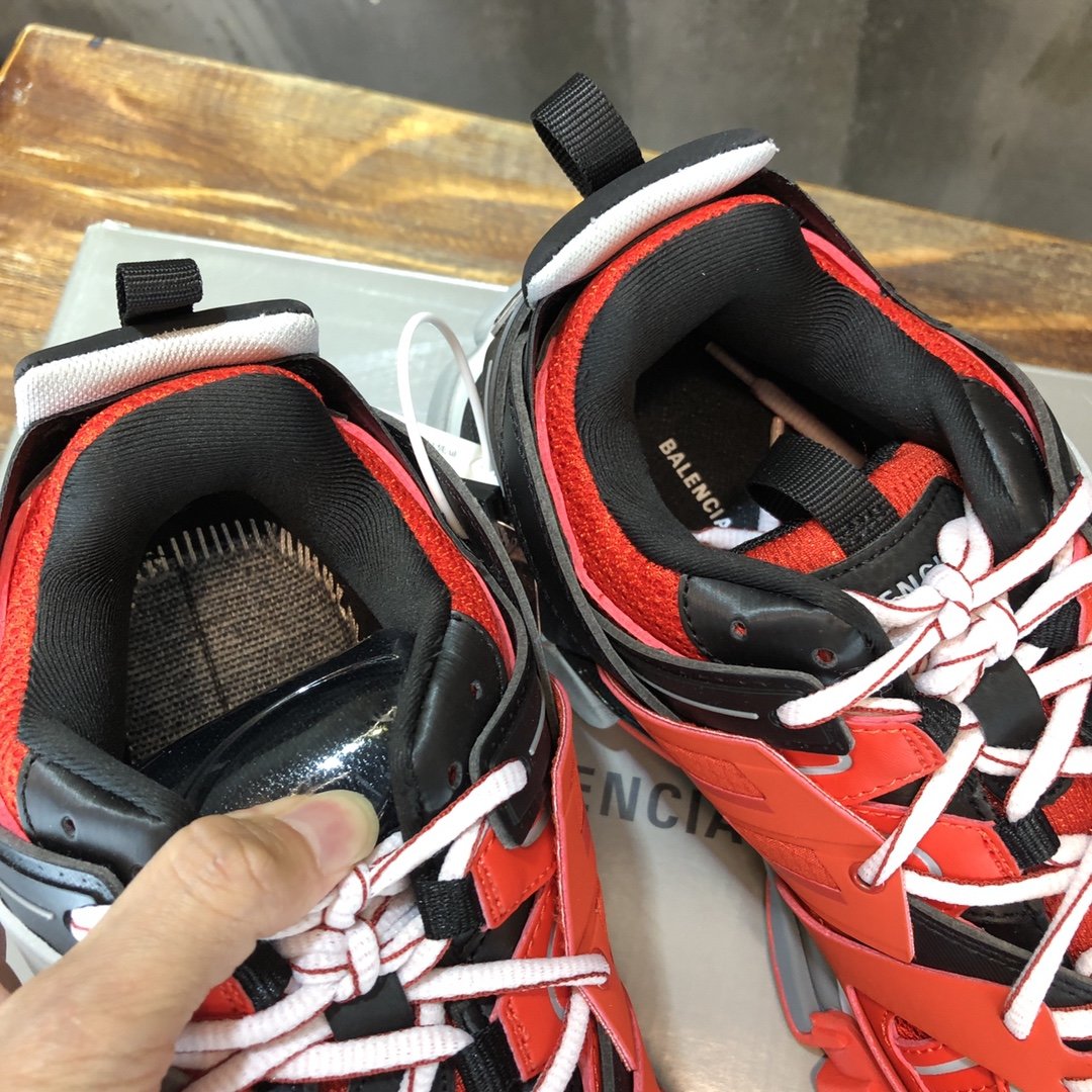 ファッション通販Balenciaga バレンシアガ シューズ 実物の写真 N品スーパーコピー靴代引き可能国内発送後払い安全必ず届く信用できるサイト