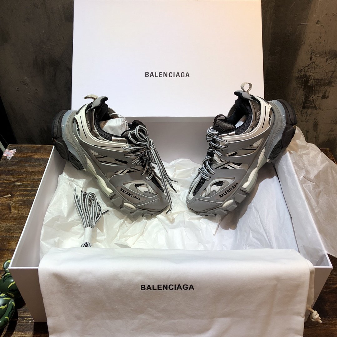 ファッション通販Balenciaga バレンシアガ シューズ 実物の写真 N品スーパーコピー靴代引き可能国内発送後払い安全必ず届く信用できるサイト