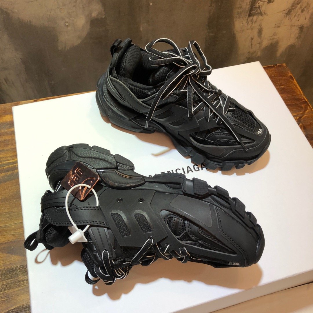 ファッション通販Balenciaga バレンシアガ シューズ 実物の写真 N品スーパーコピー靴代引き可能国内発送後払い安全必ず届く信用できるサイト