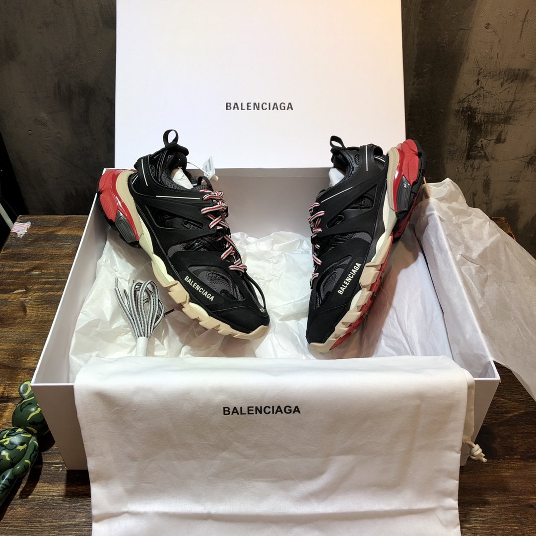 ファッション通販Balenciaga バレンシアガ シューズ 実物の写真 N品スーパーコピー靴代引き可能国内発送後払い安全必ず届く信用できるサイト