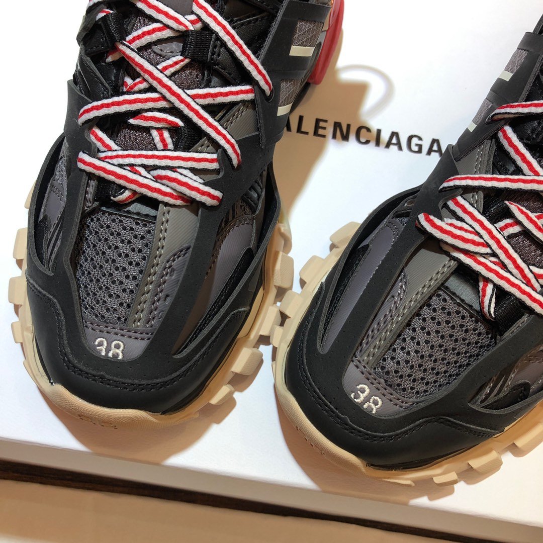 ファッション通販Balenciaga バレンシアガ シューズ 実物の写真 N品スーパーコピー靴代引き可能国内発送後払い安全必ず届く信用できるサイト