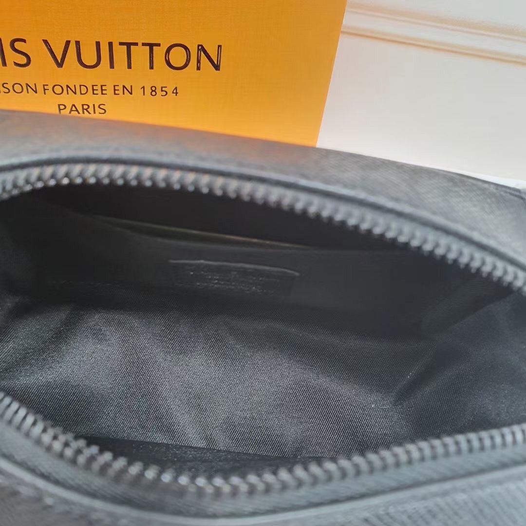 ルイヴィトン Louis Vuitton バッグ 実物の写真  N品スーパーコピー靴代引き可能国内発送後払い安全必ず届く信用できるサイト