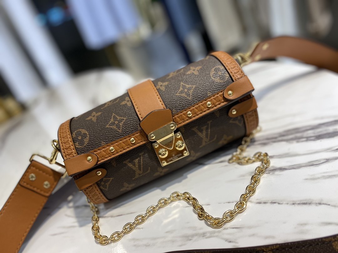 ルイヴィトン Louis Vuitton バッグ 実物の写真  N品スーパーコピー靴代引き可能国内発送後払い安全必ず届く信用できるサイト