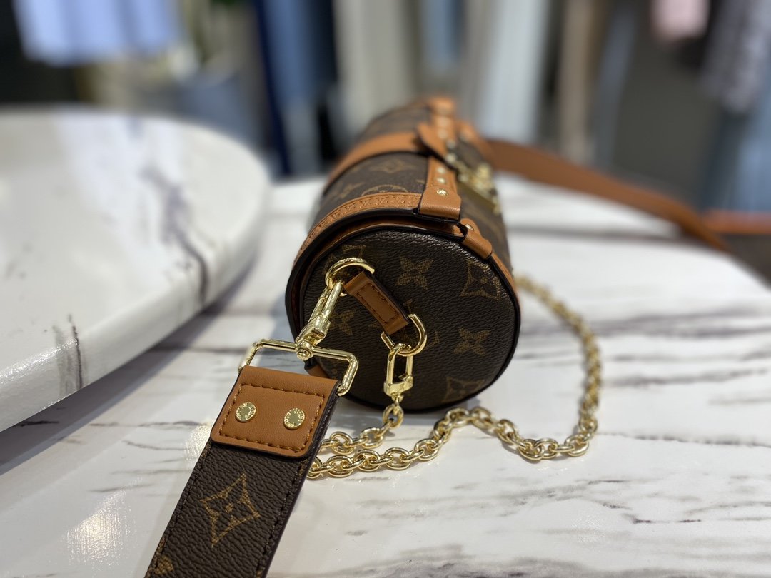 ルイヴィトン Louis Vuitton バッグ 実物の写真  N品スーパーコピー靴代引き可能国内発送後払い安全必ず届く信用できるサイト