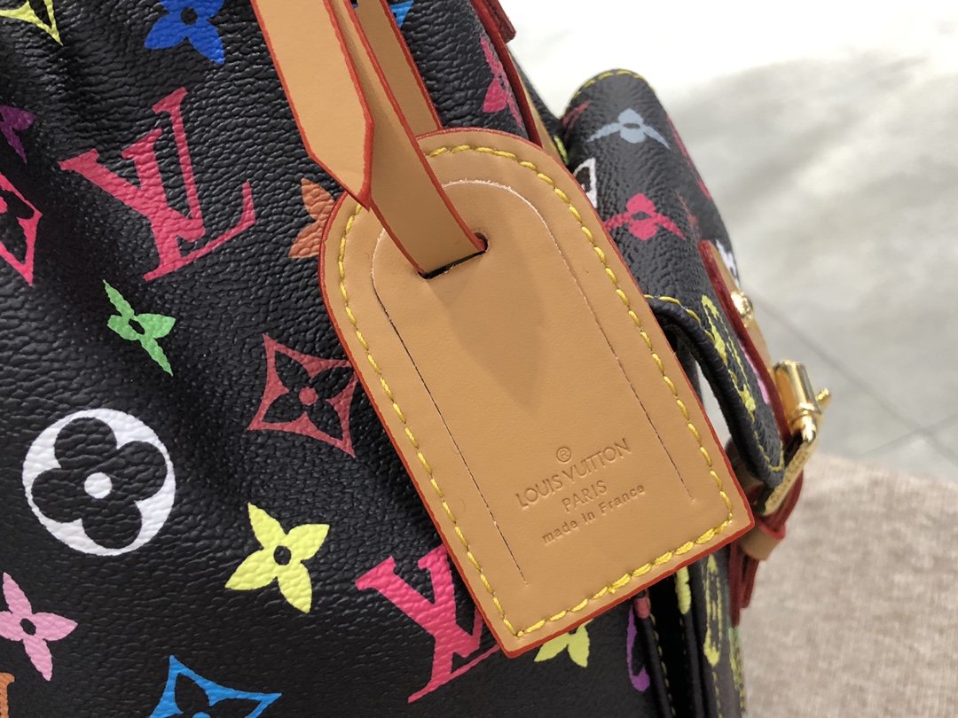 ルイヴィトン Louis Vuitton バッグ 実物の写真  N品スーパーコピー靴代引き可能国内発送後払い安全必ず届く信用できるサイト