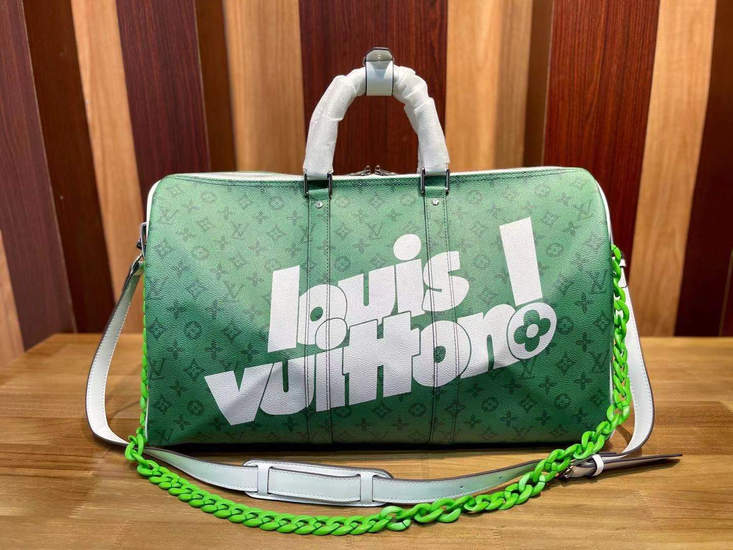 ルイヴィトン Louis Vuitton バッグ 実物の写真  N品スーパーコピーバッグ代引き可能国内発送後払い安全必ず届く信用できるサイト