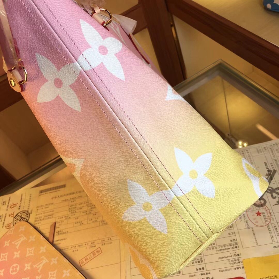 ルイヴィトン Louis Vuitton バッグ 実物の写真  N品スーパーコピーバッグ代引き可能国内発送後払い安全必ず届く信用できるサイト