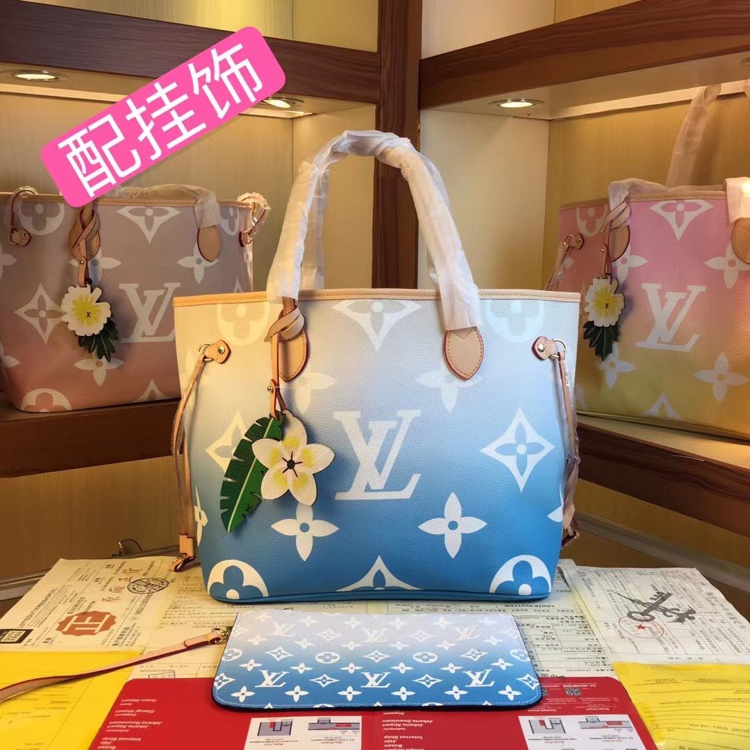 ルイヴィトン Louis Vuitton バッグ 実物の写真  N品スーパーコピーバッグ代引き可能国内発送後払い安全必ず届く信用できるサイト