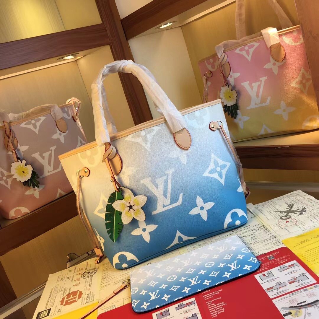 ルイヴィトン Louis Vuitton バッグ 実物の写真  N品スーパーコピーバッグ代引き可能国内発送後払い安全必ず届く信用できるサイト