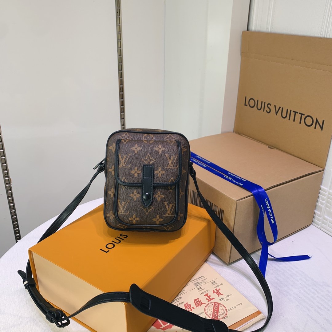 ルイヴィトン Louis Vuitton バッグ 実物の写真  N品スーパーコピーバッグ代引き可能国内発送後払い安全必ず届く信用できるサイト