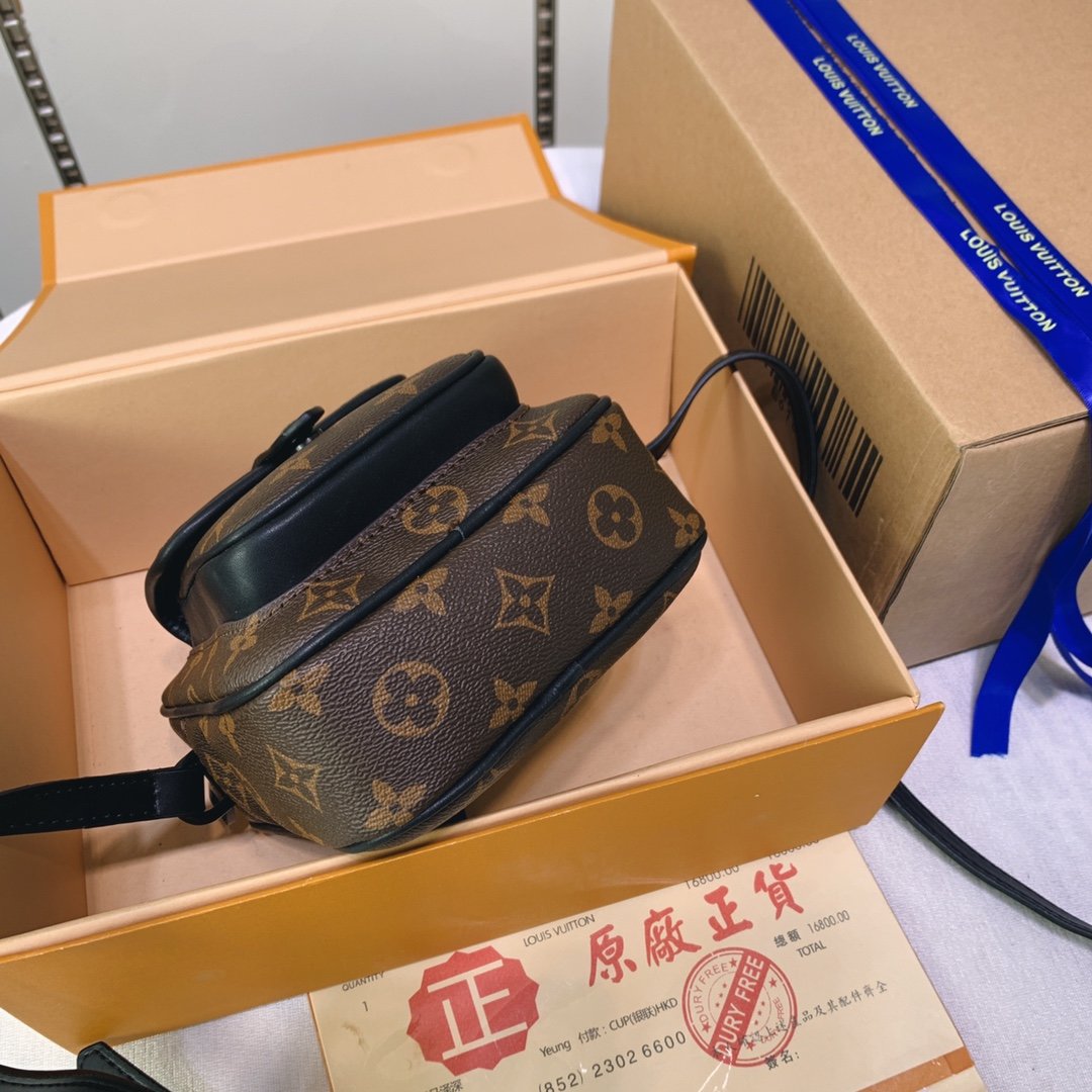 ルイヴィトン Louis Vuitton バッグ 実物の写真  N品スーパーコピーバッグ代引き可能国内発送後払い安全必ず届く信用できるサイト