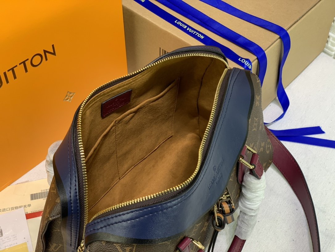 ルイヴィトン Louis Vuitton バッグ 実物の写真  N品スーパーコピーバッグ代引き可能国内発送後払い安全必ず届く信用できるサイト