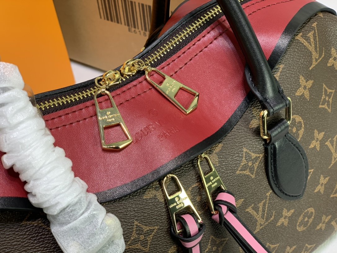 ルイヴィトン Louis Vuitton バッグ 実物の写真  N品スーパーコピーバッグ代引き可能国内発送後払い安全必ず届く信用できるサイト