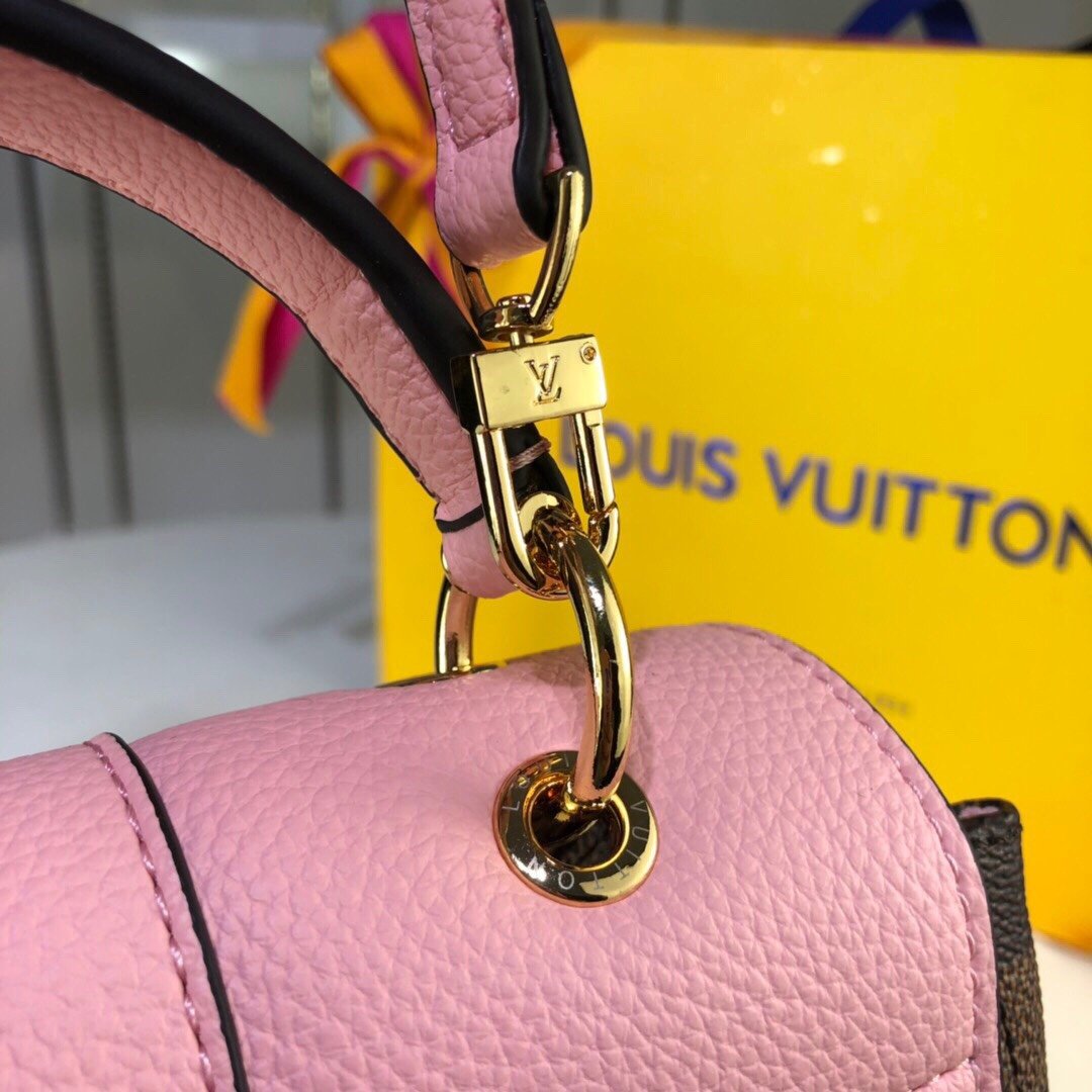 ルイヴィトン Louis Vuitton バッグ 実物の写真  N品スーパーコピーバッグ代引き可能国内発送後払い安全必ず届く信用できるサイト