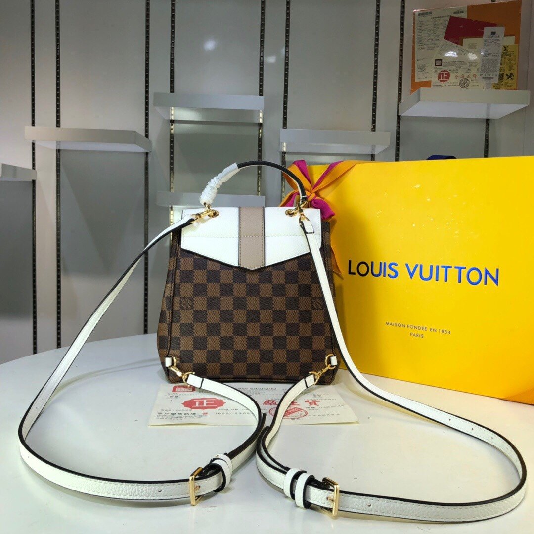 ルイヴィトン Louis Vuitton バッグ 実物の写真  N品スーパーコピーバッグ代引き可能国内発送後払い安全必ず届く信用できるサイト