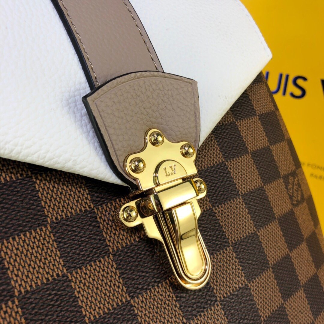 ルイヴィトン Louis Vuitton バッグ 実物の写真  N品スーパーコピーバッグ代引き可能国内発送後払い安全必ず届く信用できるサイト