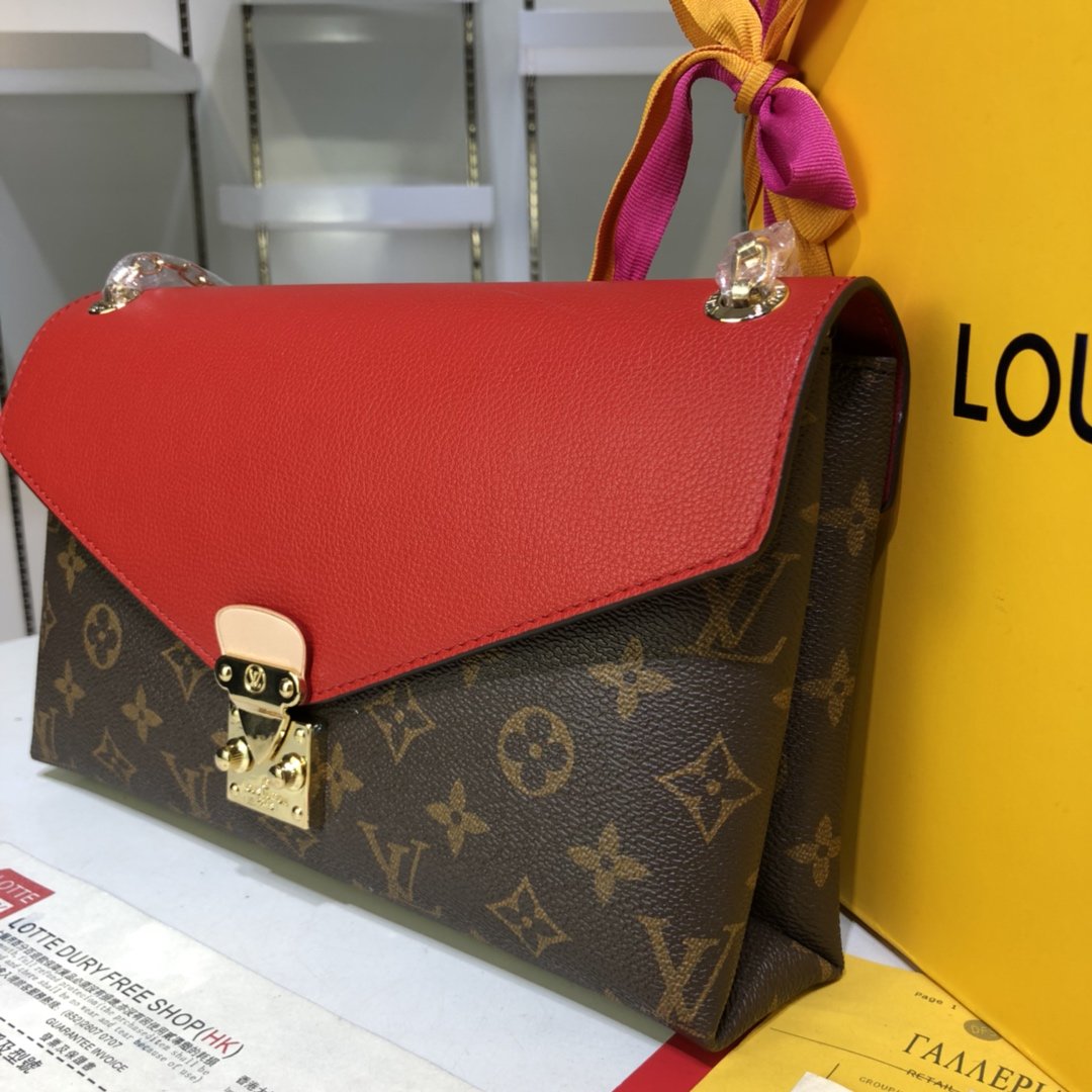 ルイヴィトン Louis Vuitton バッグ 実物の写真  N品スーパーコピーバッグ代引き可能国内発送後払い安全必ず届く信用できるサイト