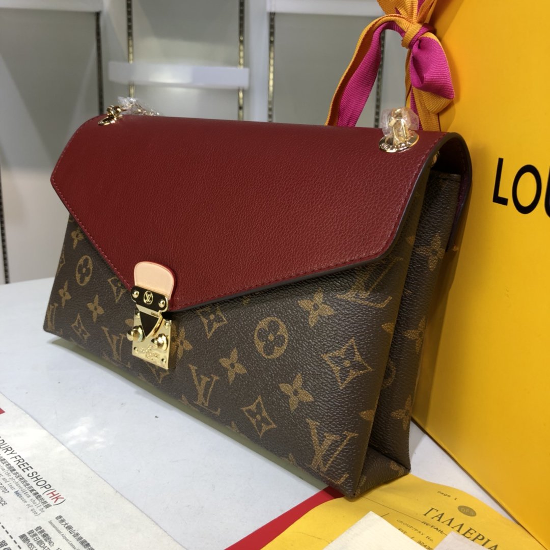 ルイヴィトン Louis Vuitton バッグ 実物の写真  N品スーパーコピーバッグ代引き可能国内発送後払い安全必ず届く信用できるサイト