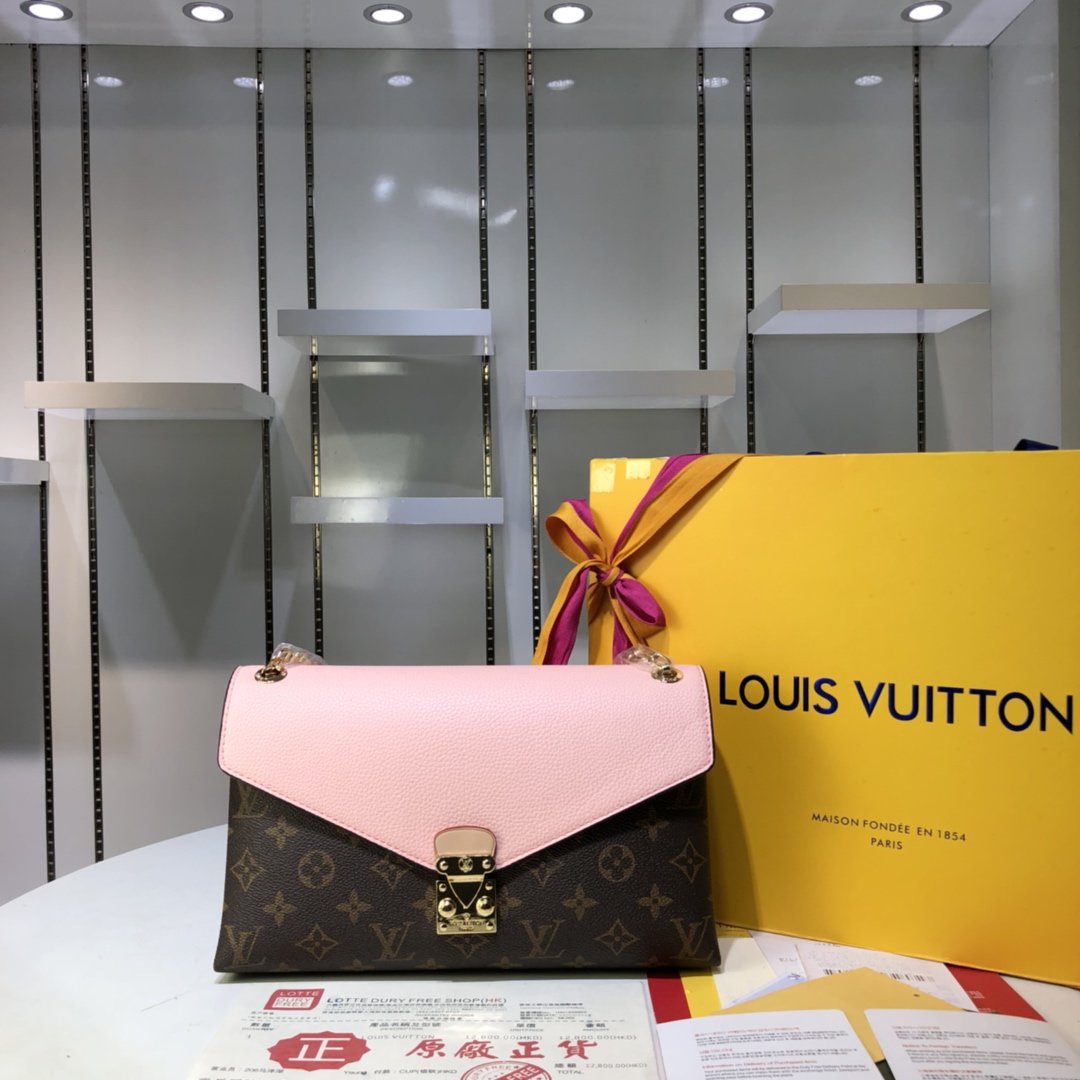 ルイヴィトン Louis Vuitton バッグ 実物の写真  N品スーパーコピーバッグ代引き可能国内発送後払い安全必ず届く信用できるサイト