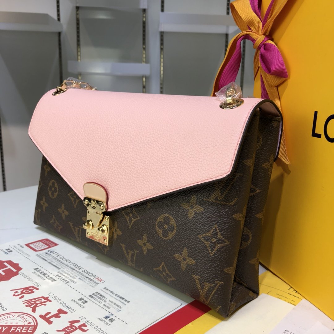 ルイヴィトン Louis Vuitton バッグ 実物の写真  N品スーパーコピーバッグ代引き可能国内発送後払い安全必ず届く信用できるサイト