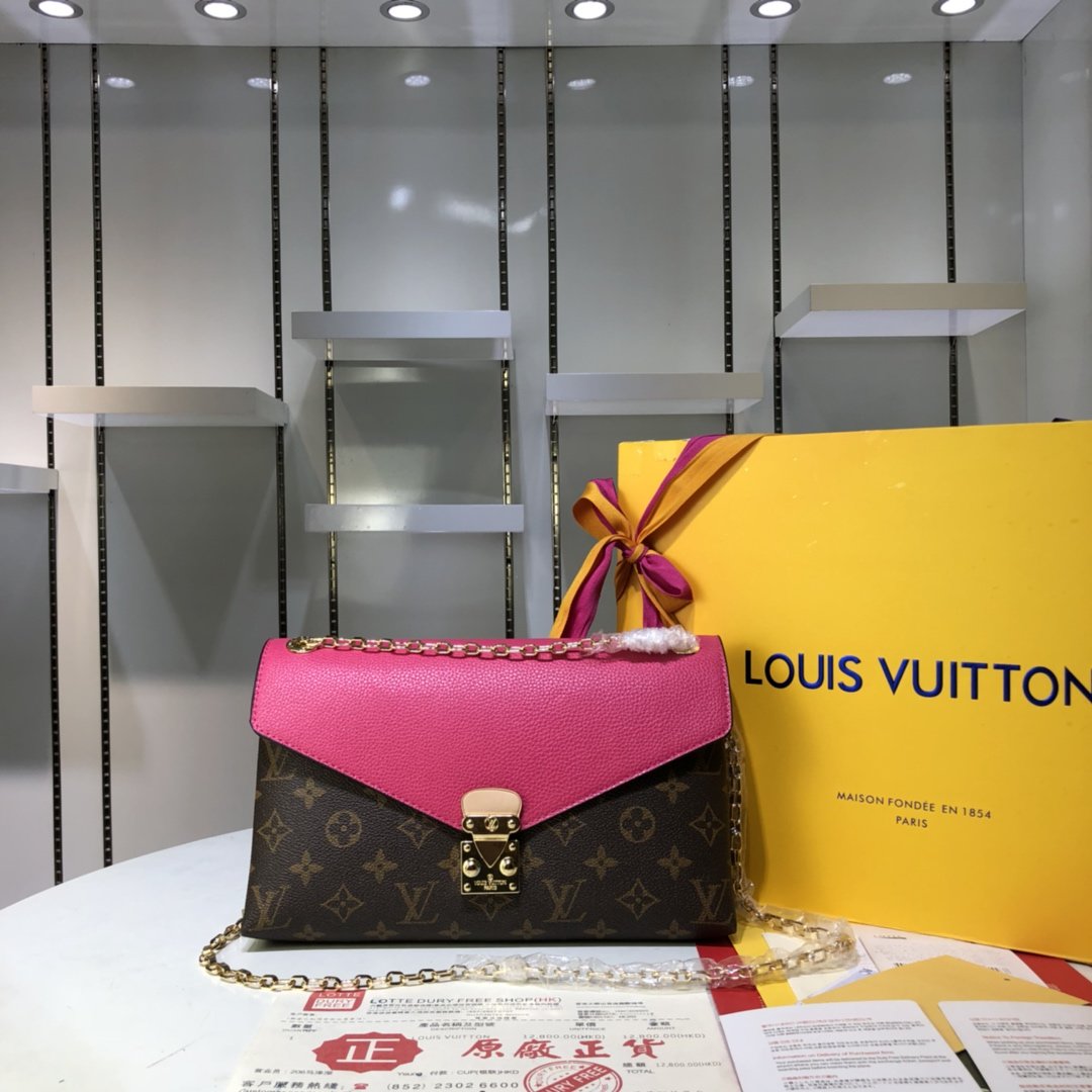 ルイヴィトン Louis Vuitton バッグ 実物の写真  N品スーパーコピーバッグ代引き可能国内発送後払い安全必ず届く信用できるサイト