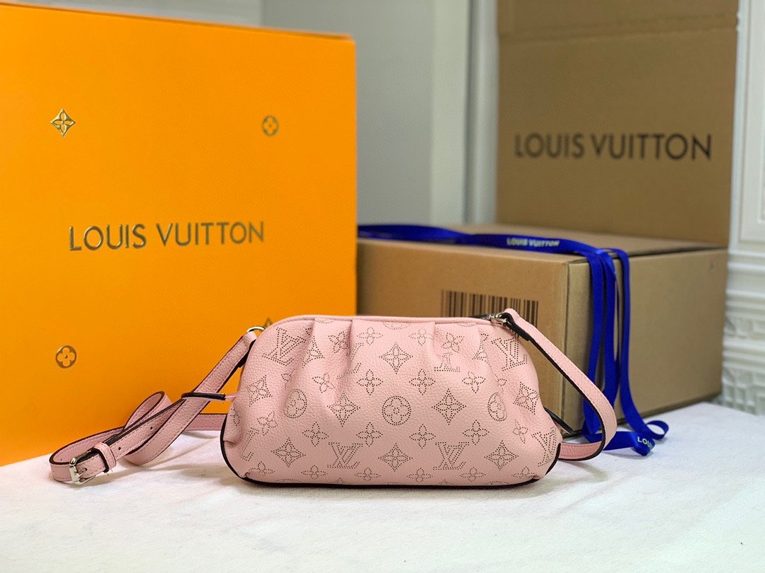 ルイヴィトン Louis Vuitton バッグ 実物の写真  N品スーパーコピーバッグ代引き可能国内発送後払い安全必ず届く信用できるサイト