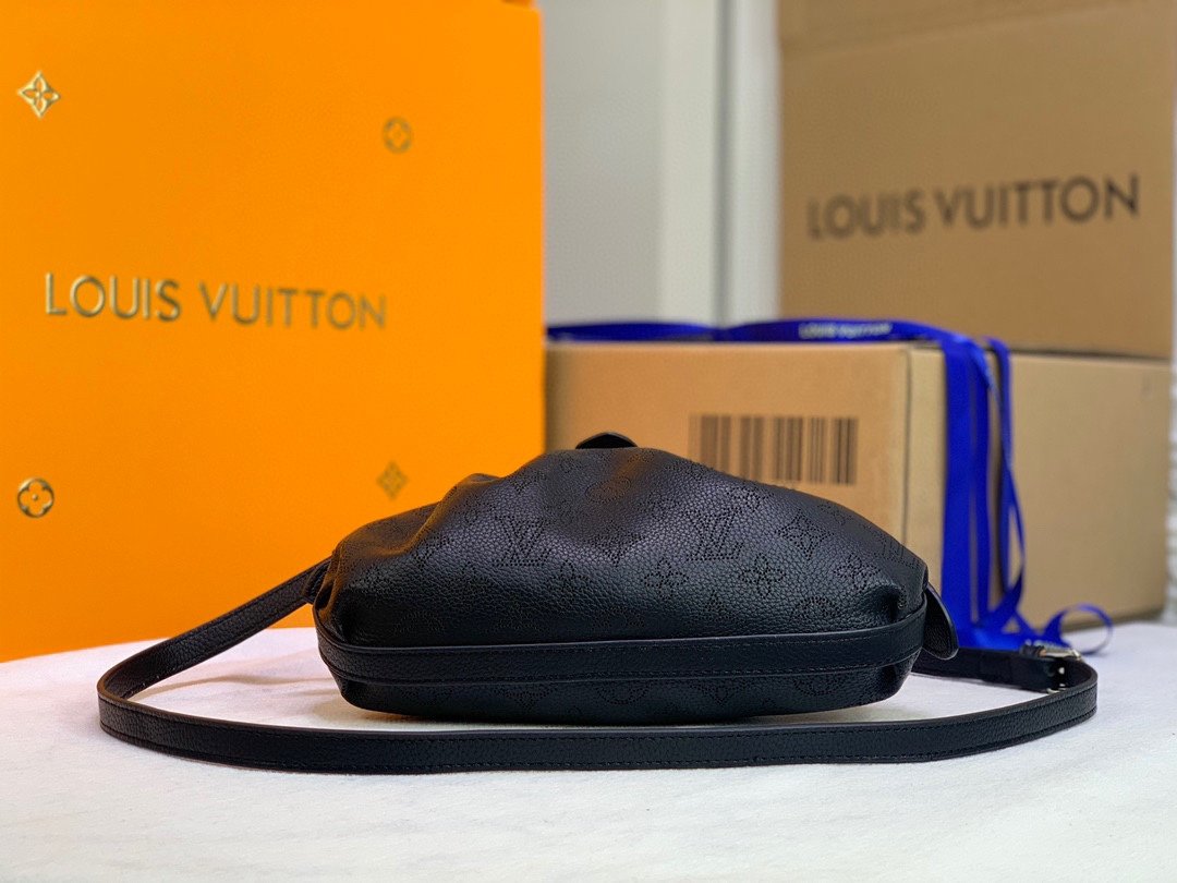 ルイヴィトン Louis Vuitton バッグ 実物の写真  N品スーパーコピーバッグ代引き可能国内発送後払い安全必ず届く信用できるサイト