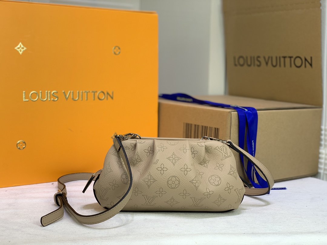 ルイヴィトン Louis Vuitton バッグ 実物の写真  N品スーパーコピーバッグ代引き可能国内発送後払い安全必ず届く信用できるサイト