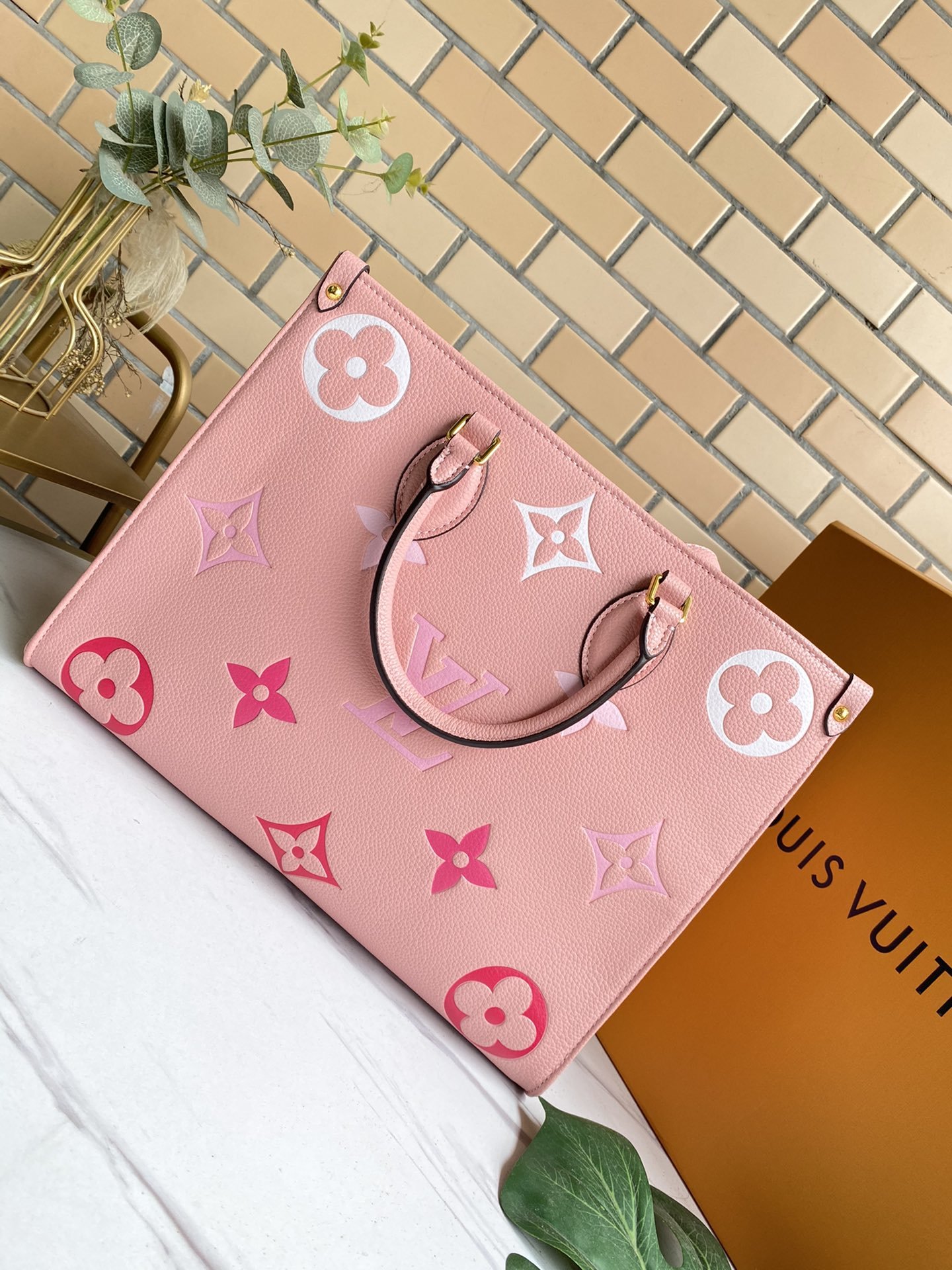 ルイヴィトン Louis Vuitton バッグ 実物の写真  N品スーパーコピーバッグ代引き可能国内発送後払い安全必ず届く信用できるサイト