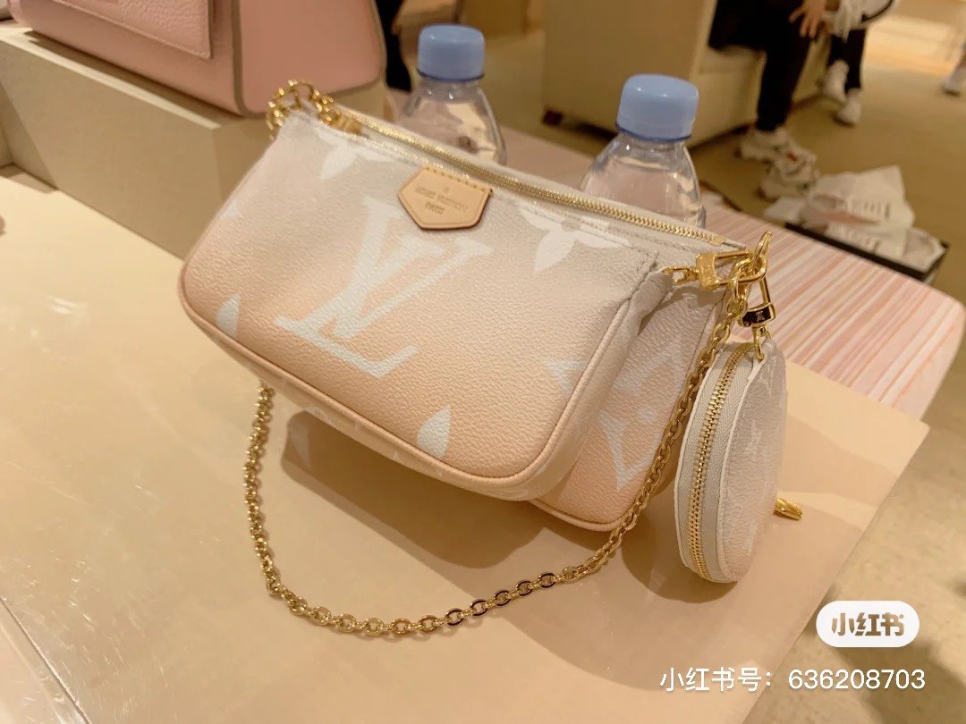 ルイヴィトン Louis Vuitton バッグ 実物の写真  N品スーパーコピーバッグ代引き可能国内発送後払い安全必ず届く信用できるサイト