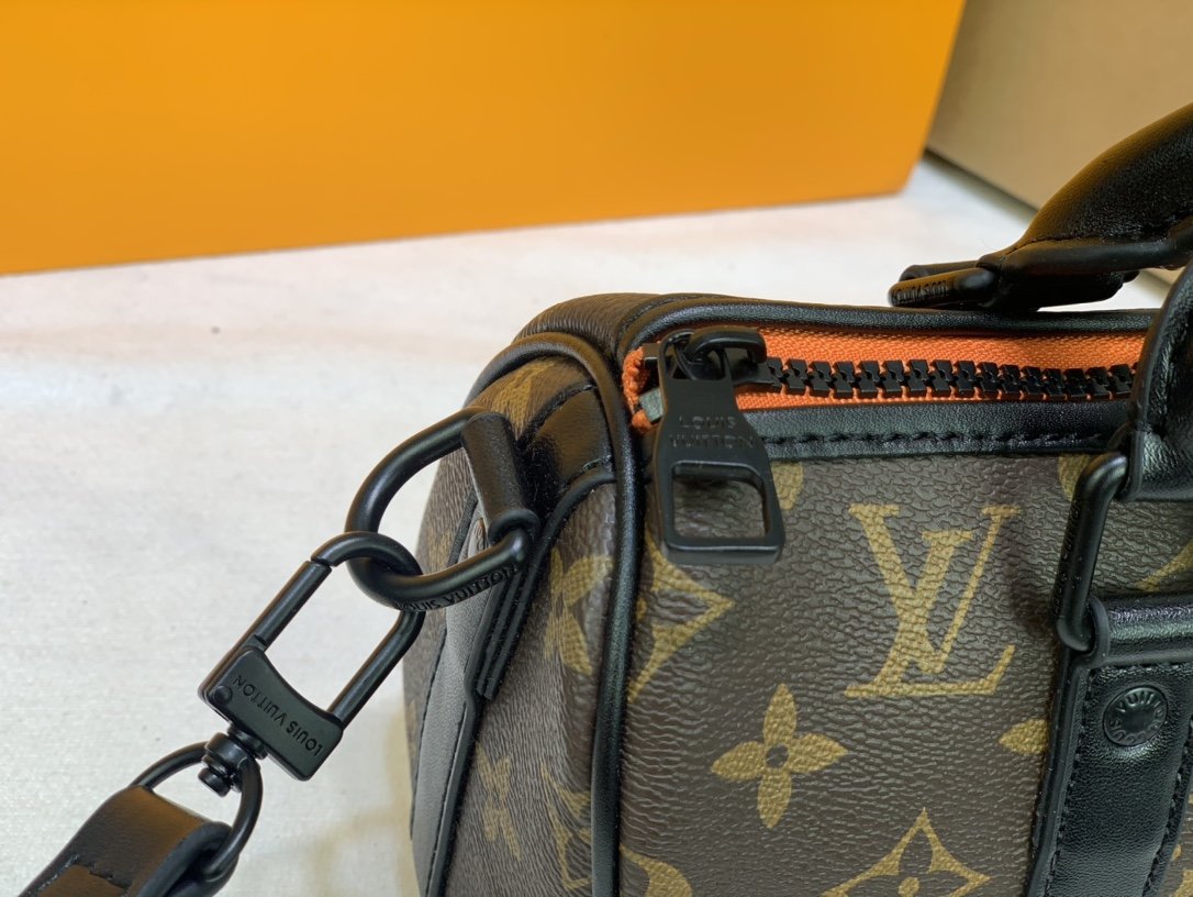 ルイヴィトン Louis Vuitton バッグ 実物の写真  N品スーパーコピーバッグ代引き可能国内発送後払い安全必ず届く信用できるサイト