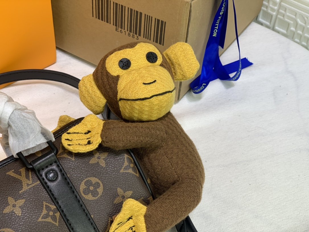 ルイヴィトン Louis Vuitton バッグ 実物の写真  N品スーパーコピーバッグ代引き可能国内発送後払い安全必ず届く信用できるサイト