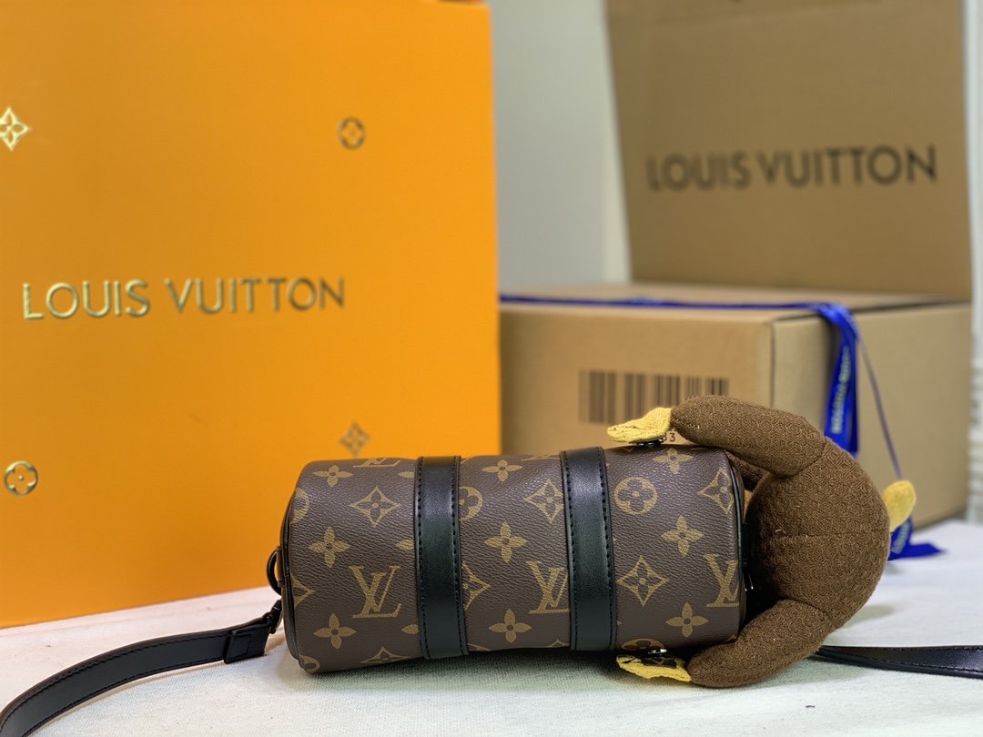 ルイヴィトン Louis Vuitton バッグ 実物の写真  N品スーパーコピーバッグ代引き可能国内発送後払い安全必ず届く信用できるサイト