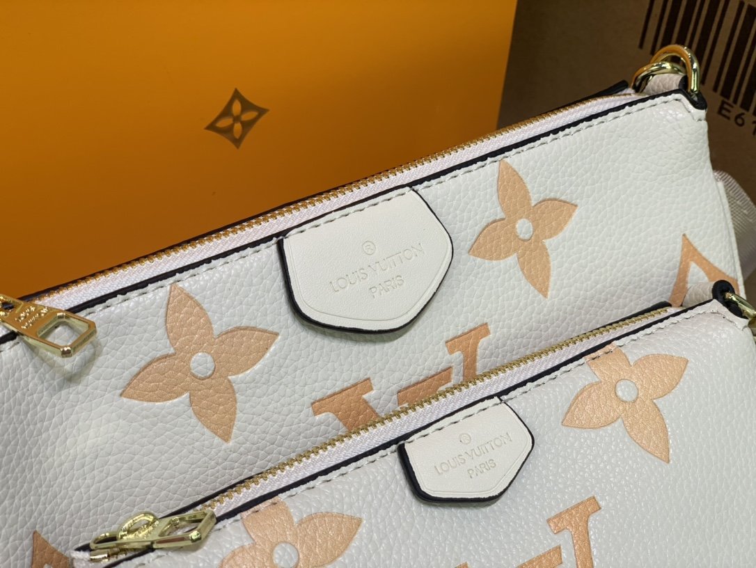 ルイヴィトン Louis Vuitton バッグ 実物の写真  N品スーパーコピーバッグ代引き可能国内発送後払い安全必ず届く信用できるサイト