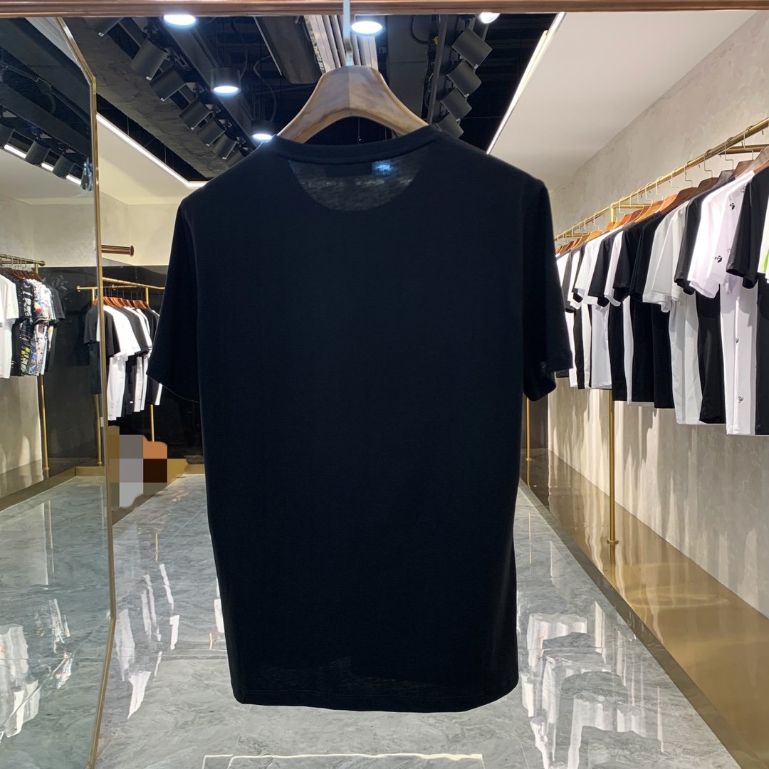 NEW☆大人気Amiriアミリ 半袖Tシャツ 実物の写真 N品スーパーコピー服代引き対応国内発送後払い安全必ず届く優良サイト