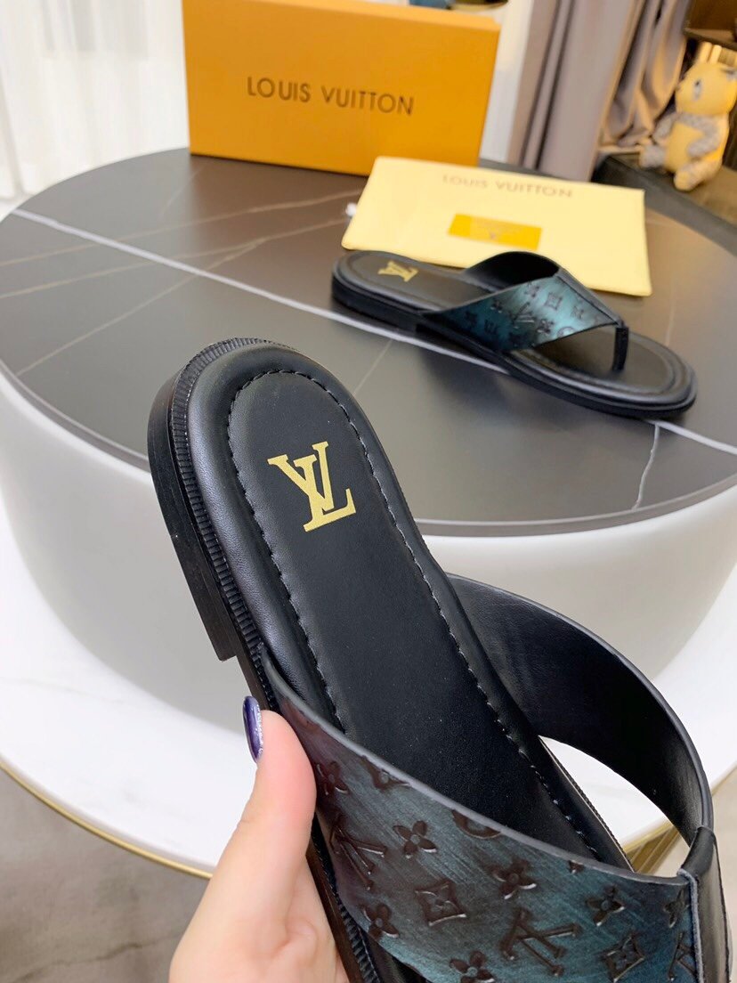 上質 大人気 ルイヴィトン Louis Vuitton サンダル 実物の写真 N品スーパーコピー代引き可能国内発送後払い安全必ず届く信用できるサイト