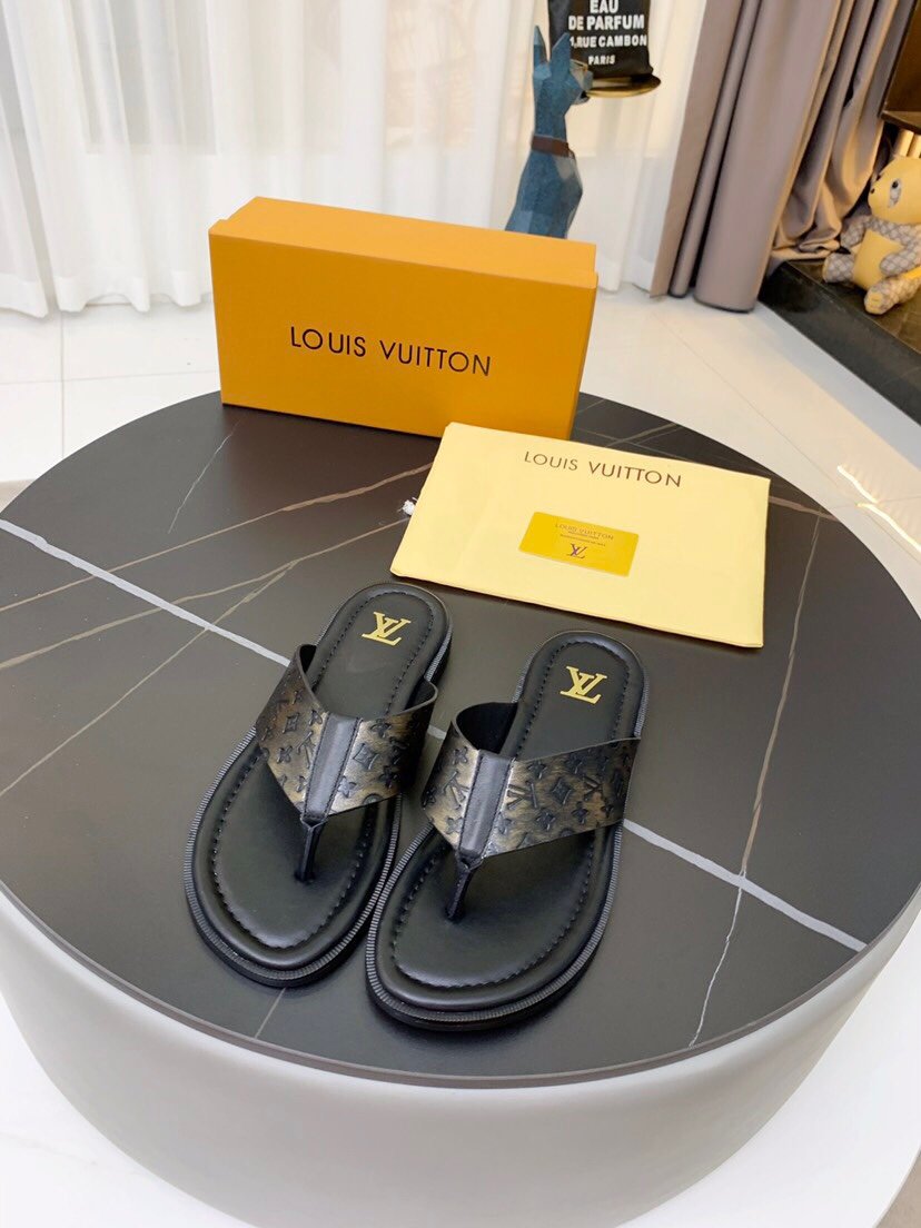 上質 大人気 ルイヴィトン Louis Vuitton サンダル 実物の写真 N品スーパーコピー代引き可能国内発送後払い安全必ず届く信用できるサイト