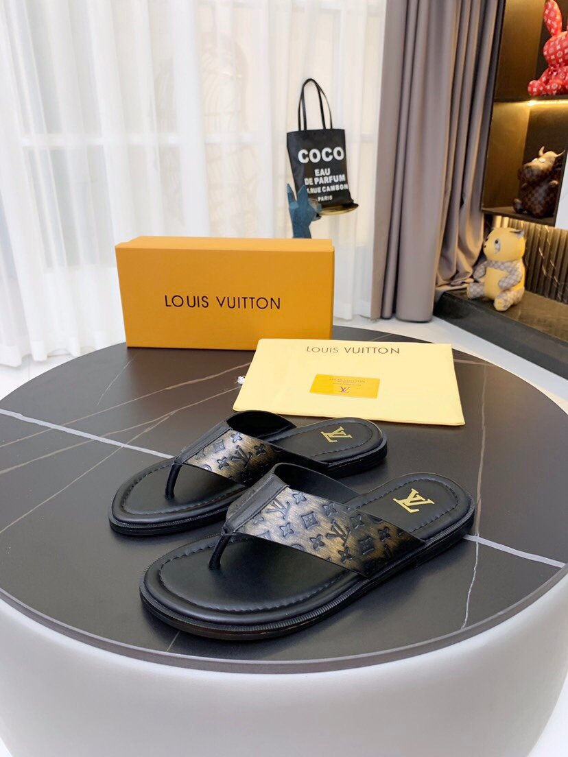 上質 大人気 ルイヴィトン Louis Vuitton サンダル 実物の写真 N品スーパーコピー代引き可能国内発送後払い安全必ず届く信用できるサイト