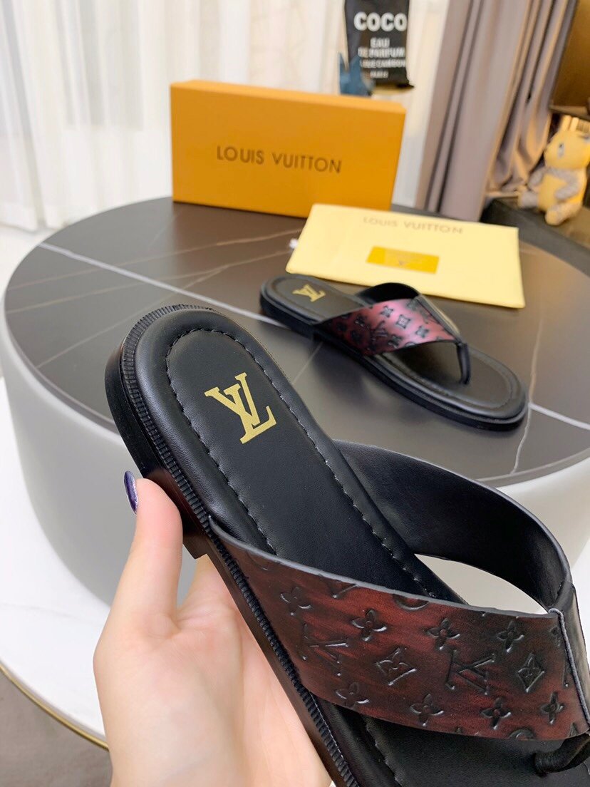 上質 大人気 ルイヴィトン Louis Vuitton サンダル 実物の写真 N品スーパーコピー代引き可能国内発送後払い安全必ず届く信用できるサイト